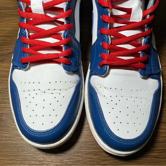 Nike Air Jordan 1 Mid Size 9 Men Shoes 554724 107 White/Fire Red-TR BL-CMNT GRY - Picture 2 of 11